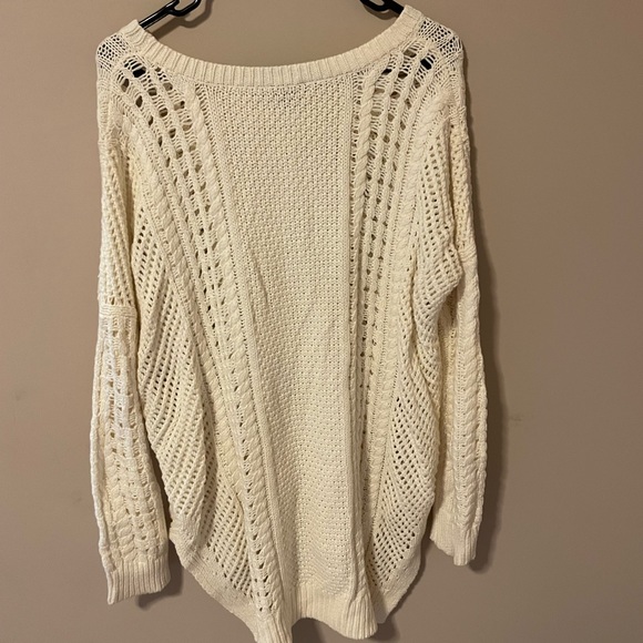 Express Sweater - Picture 3 of 3
